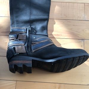 SOREL Lolla Tall Boot NL2270 Black Waterproof Leather Tan Ankle Straps Size 8